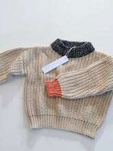 Load image into Gallery viewer, Signature knit jumper - Colour block 01