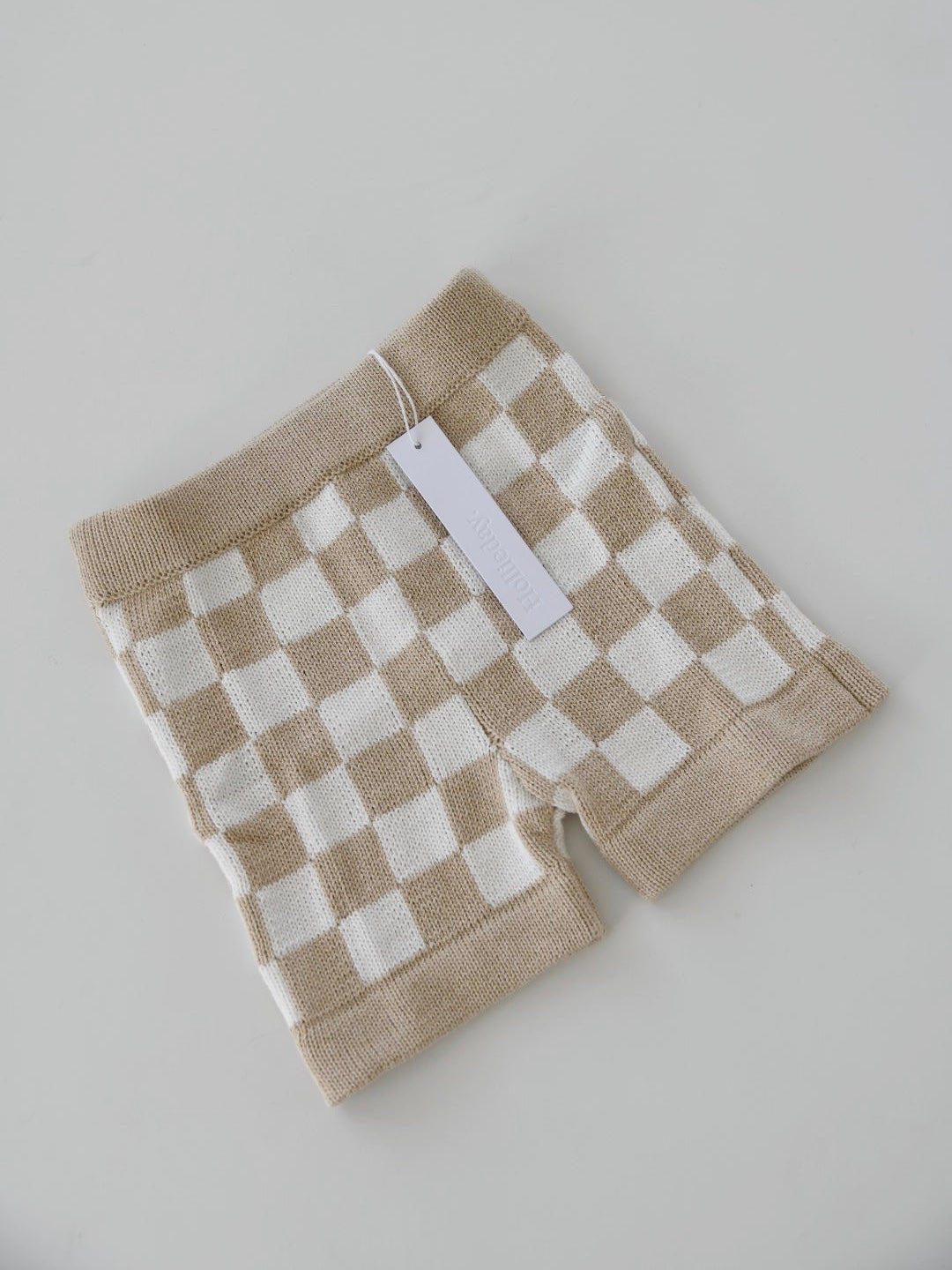 Spring Chess Short- beige